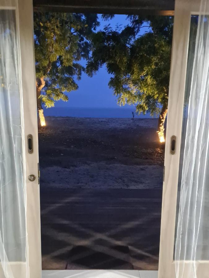 Beach House Penida Ped Exterior photo